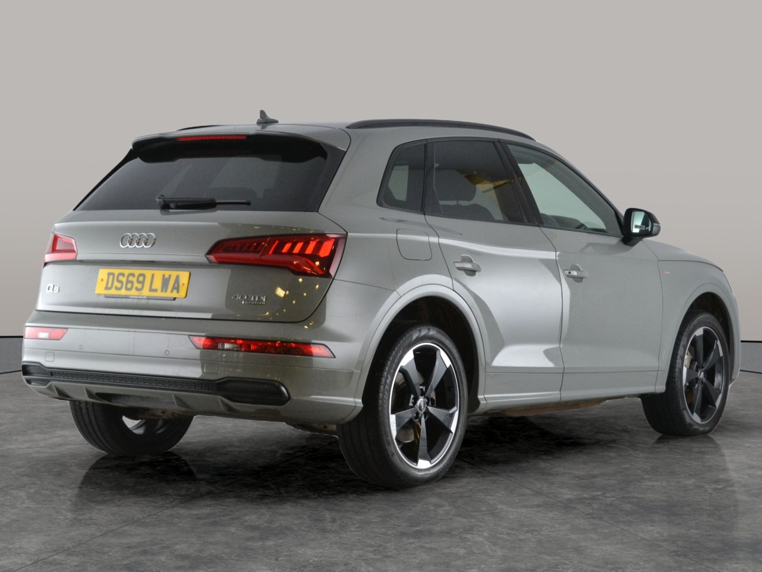 Used Audi Q5 2019 for sale - 76534241: Photo 10