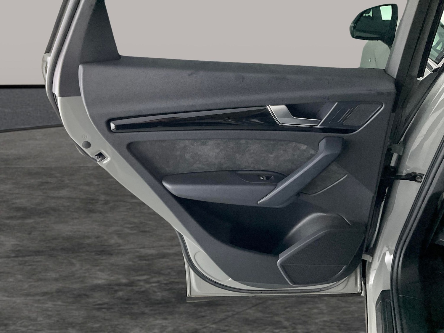 Used Audi Q5 2019 for sale - 76534241: Photo 33