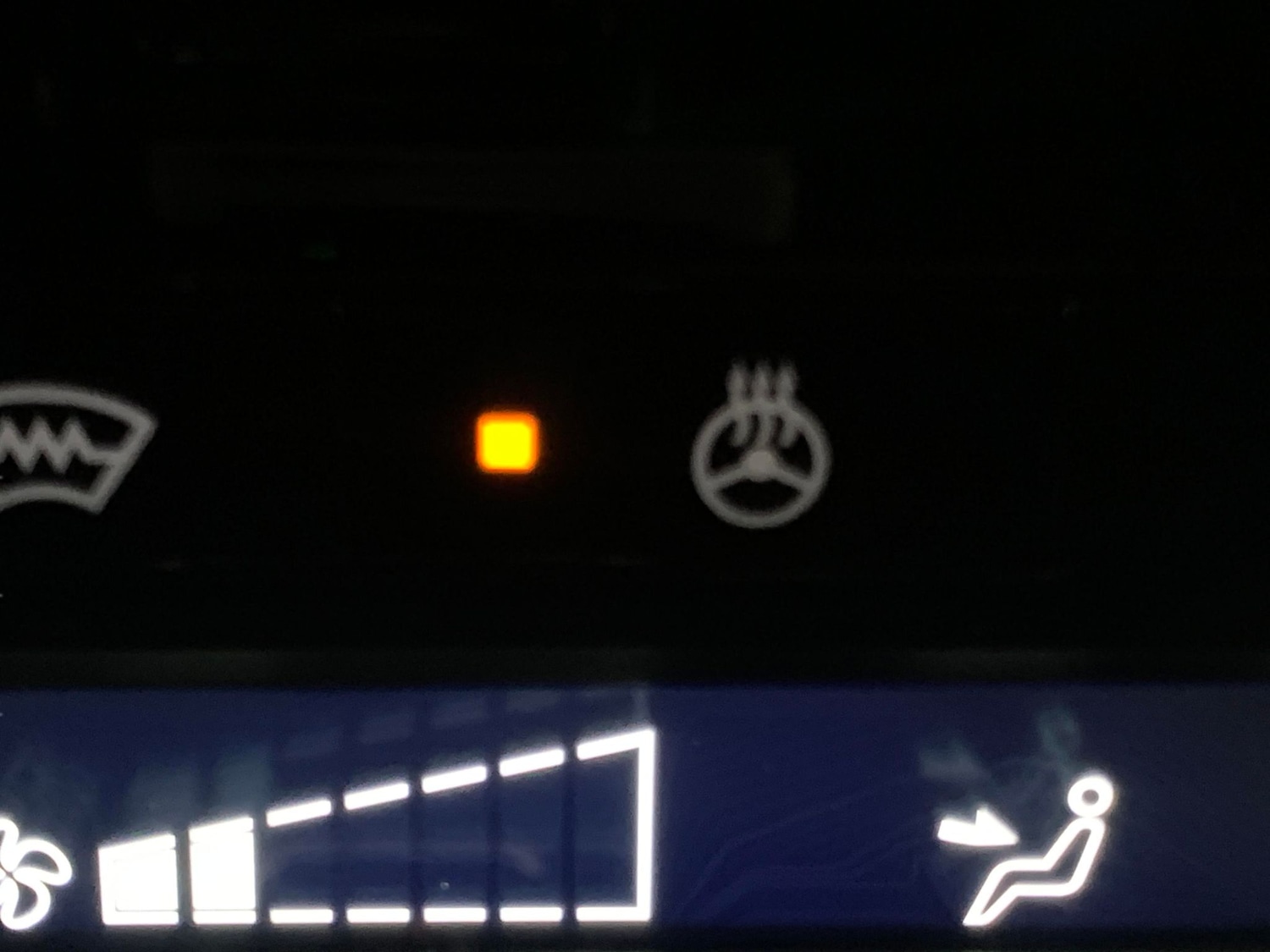 Used Nissan Qashqai for sale - 77086395: Photo 23