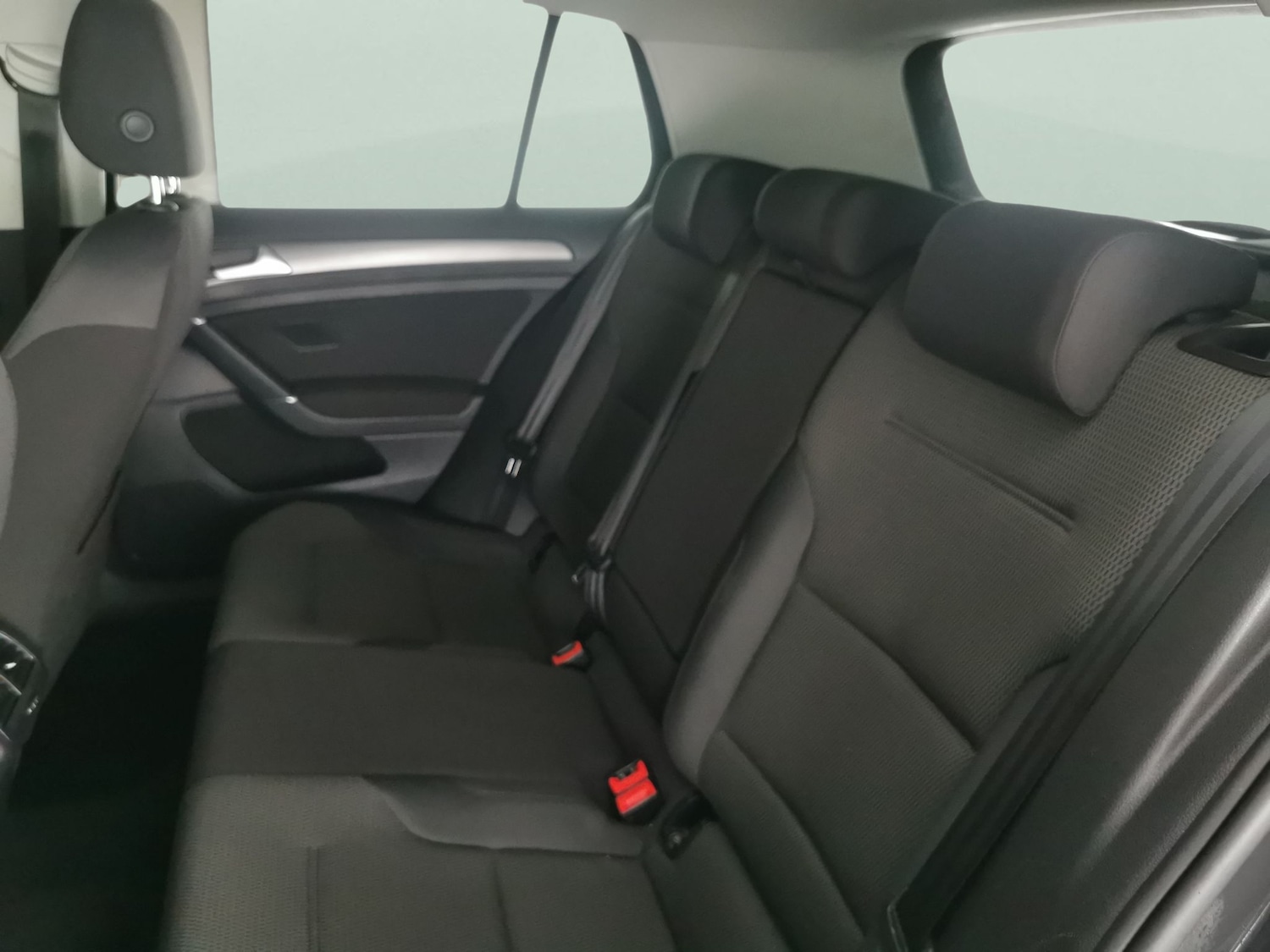 Used Volkswagen Golf 2018 for sale - 76428498: Photo 29