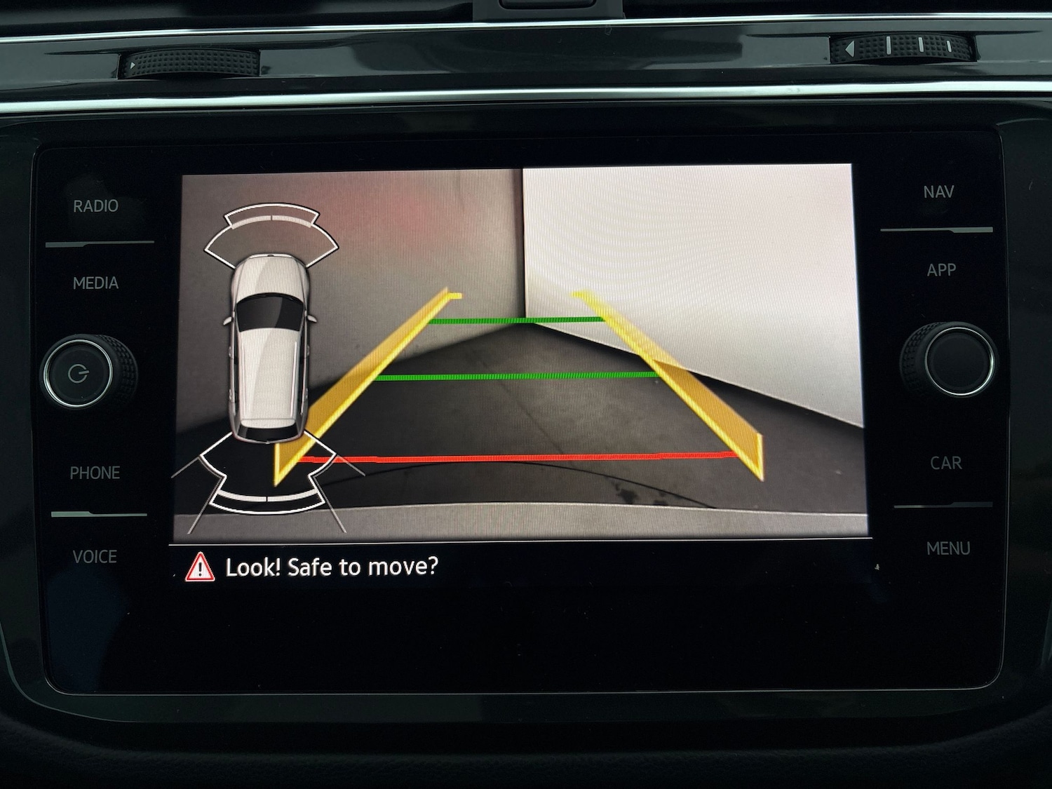 Used Volkswagen Tiguan 2024 for sale - 77552636: Photo 6