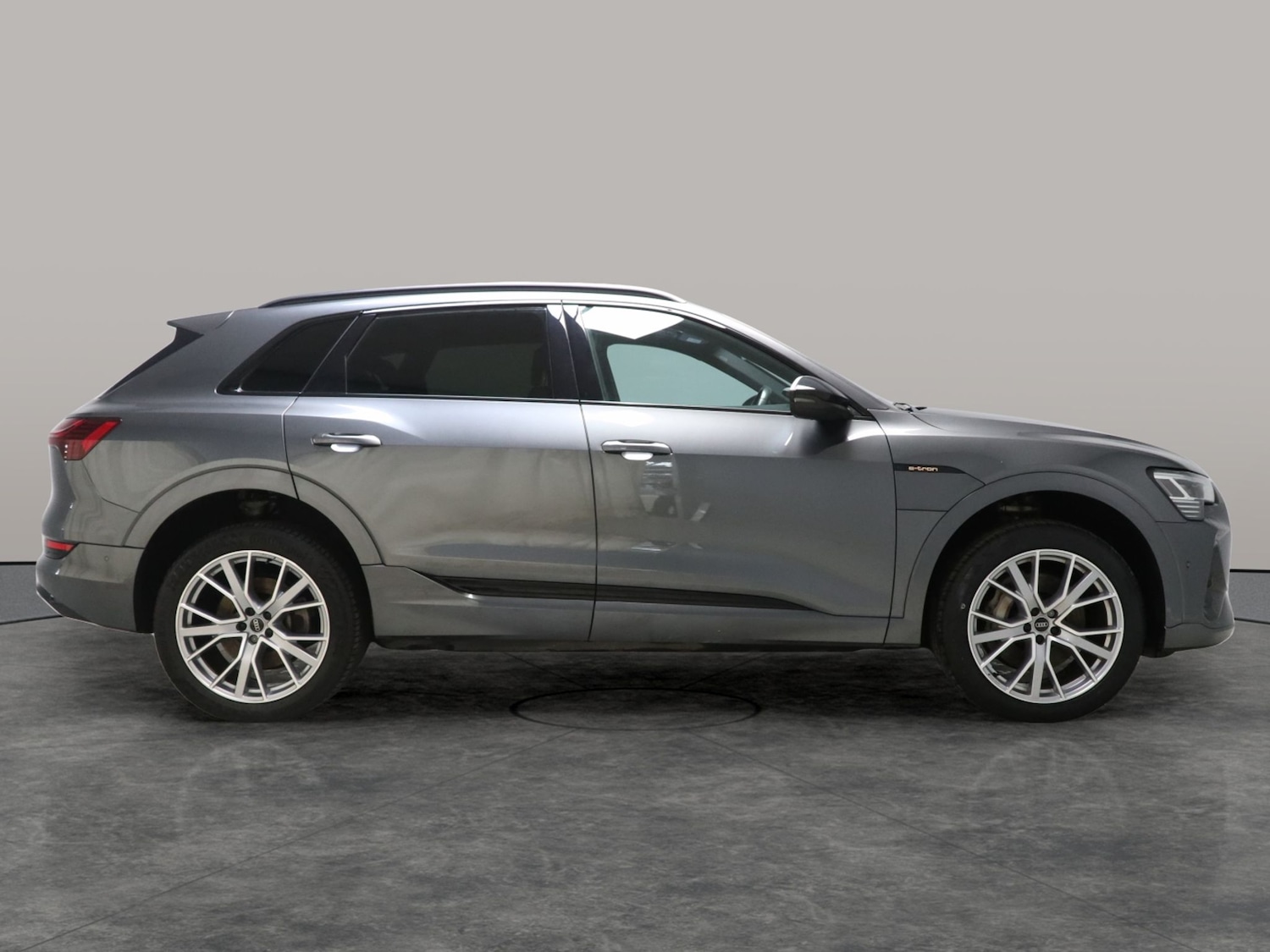 Used Audi e-tron 2021 for sale - 77324320: Photo 10