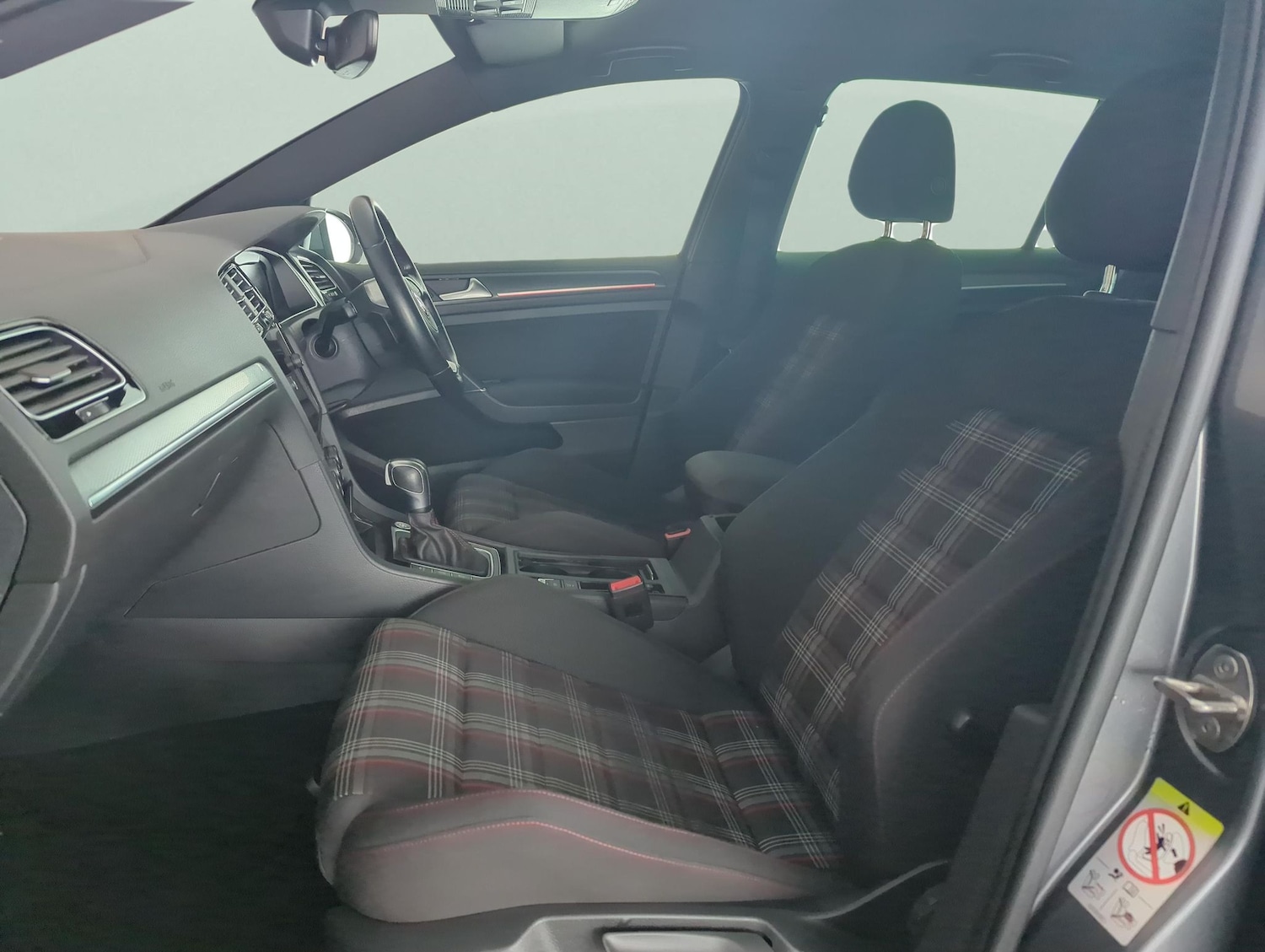 Used Volkswagen Golf 2020 for sale - 77627877: Photo 4