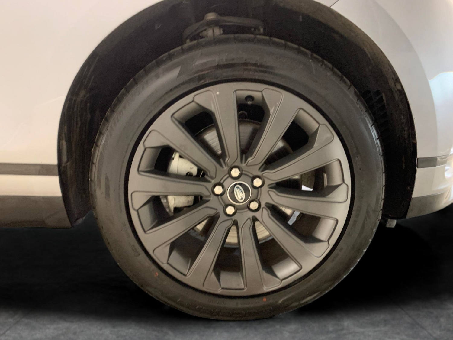 Used Land Rover Range Rover Velar 2021 for sale - 77165043: Photo 31