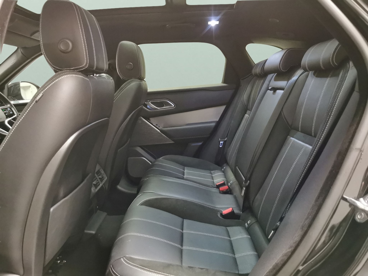 Used Land Rover Range Rover Velar 2021 for sale - 76940339: Photo 26