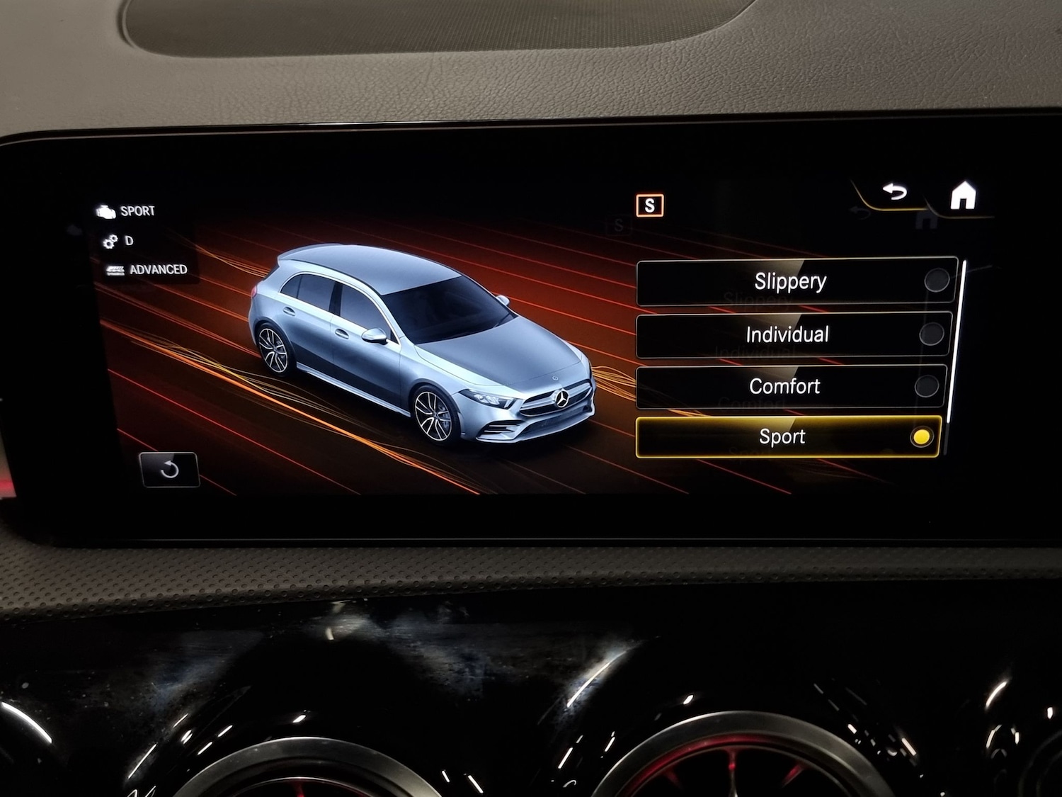 Used Mercedes-Benz A-Class 2022 for sale - 77219113: Photo 16