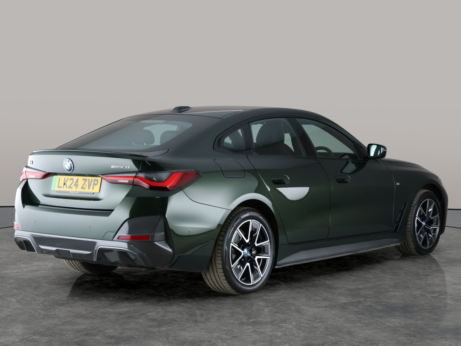Used BMW i4 2024 for sale - 76197035: Photo 16