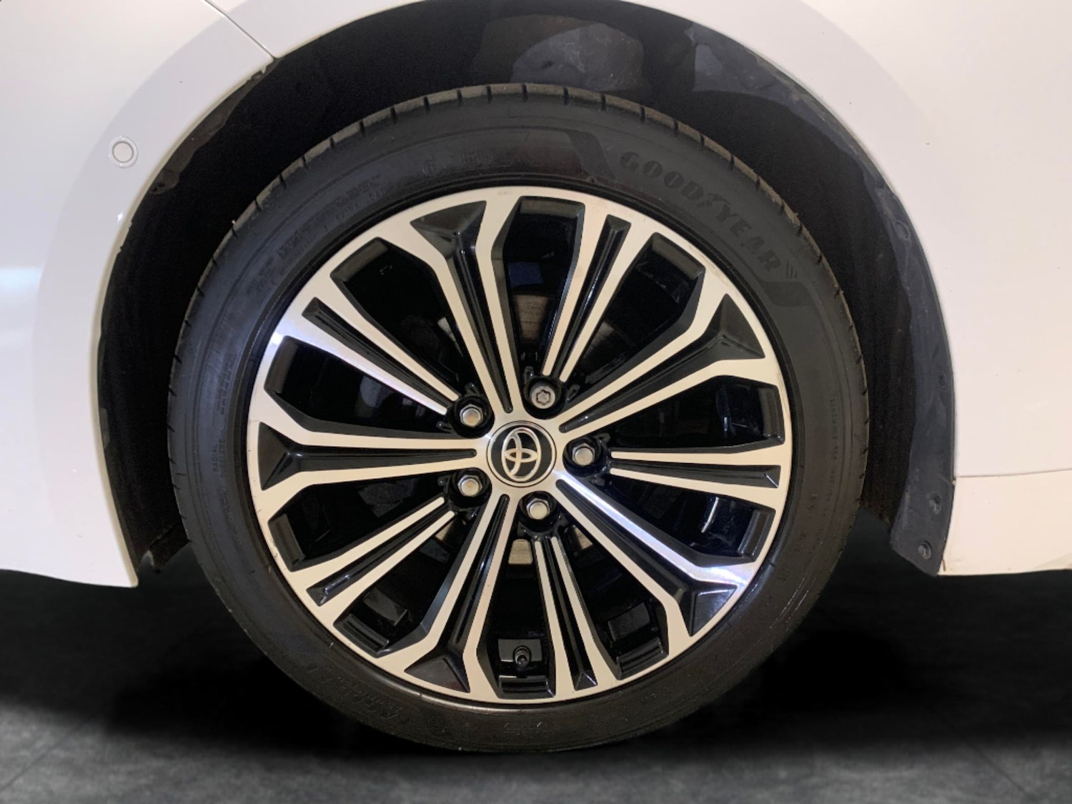 Used Toyota Corolla 2020 for sale - 77641161: Photo 24