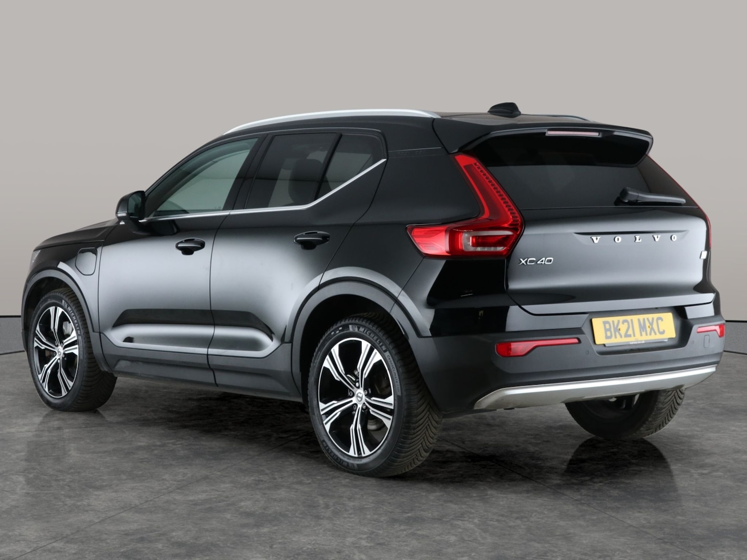 Used Volvo XC40 2021 for sale - 76668779: Photo 10