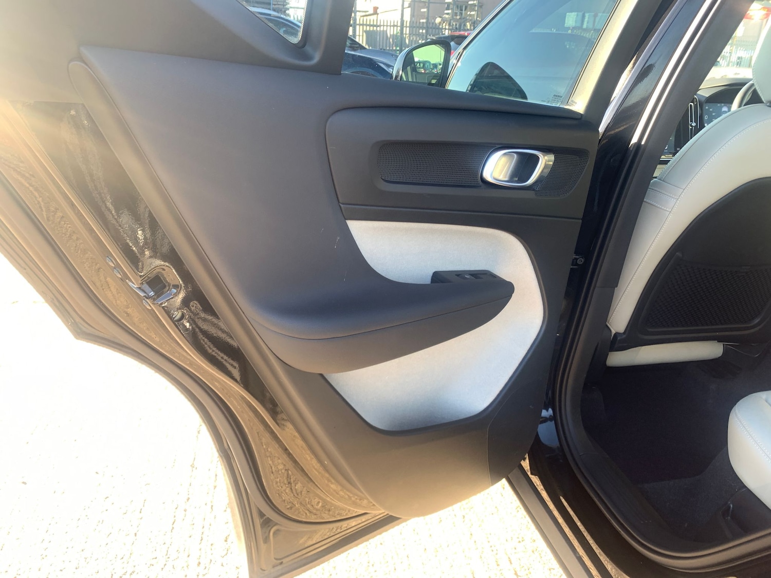 Used Volvo XC40 2021 for sale - 76668779: Photo 27