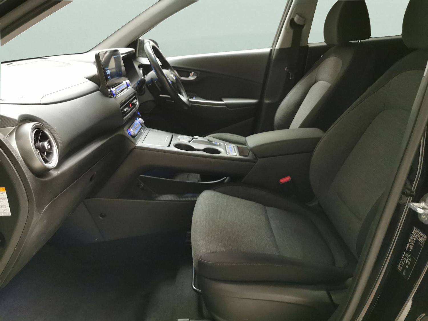 Used Hyundai KONA 2021 for sale - 77394830: Photo 4