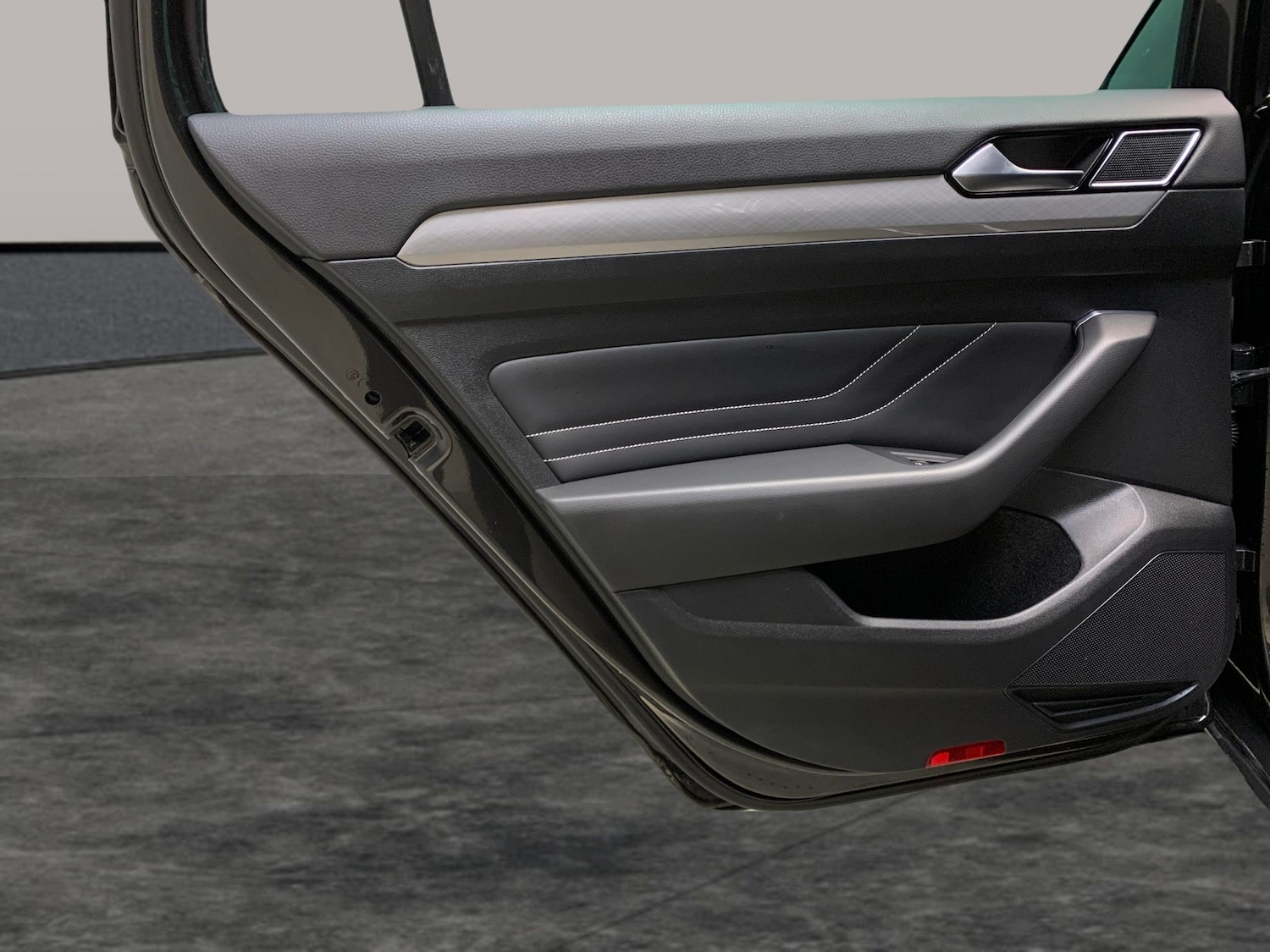 Used Volkswagen Passat 2022 for sale - 77084745: Photo 26