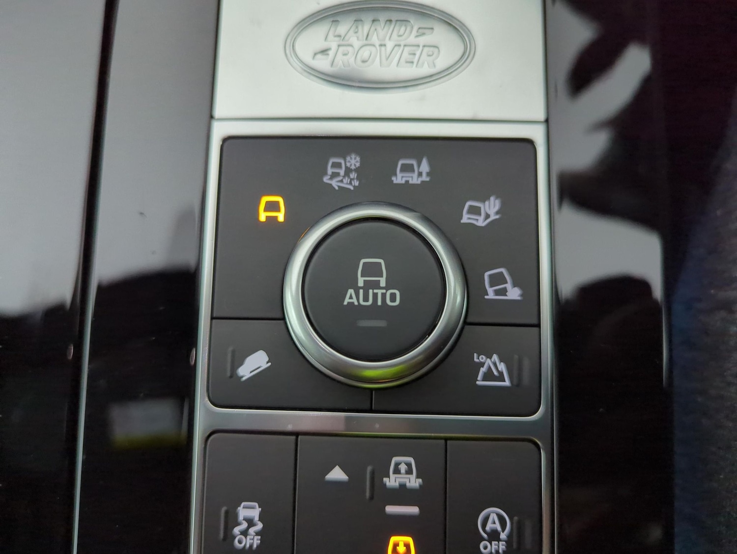 Used Land Rover Discovery 2019 for sale - 77877795: Photo 24