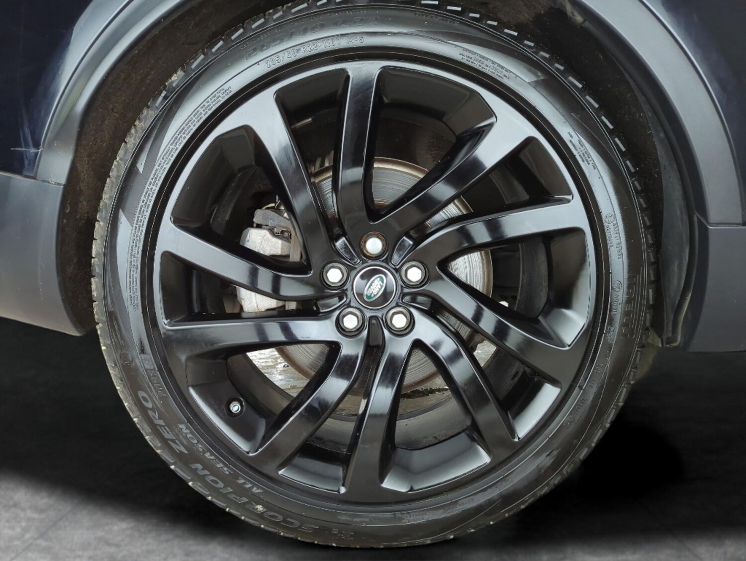 Used Land Rover Discovery 2019 for sale - 77877795: Photo 34