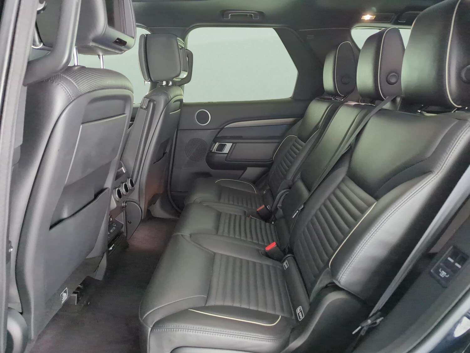 Used Land Rover Discovery 2019 for sale - 77877795: Photo 35