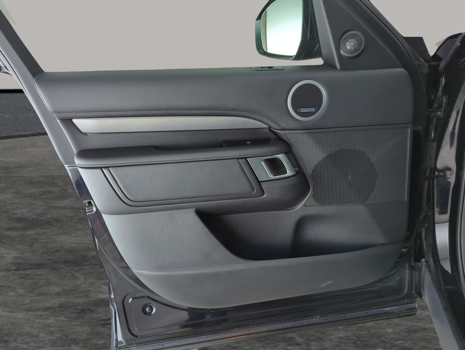 Used Land Rover Discovery 2019 for sale - 77877795: Photo 36