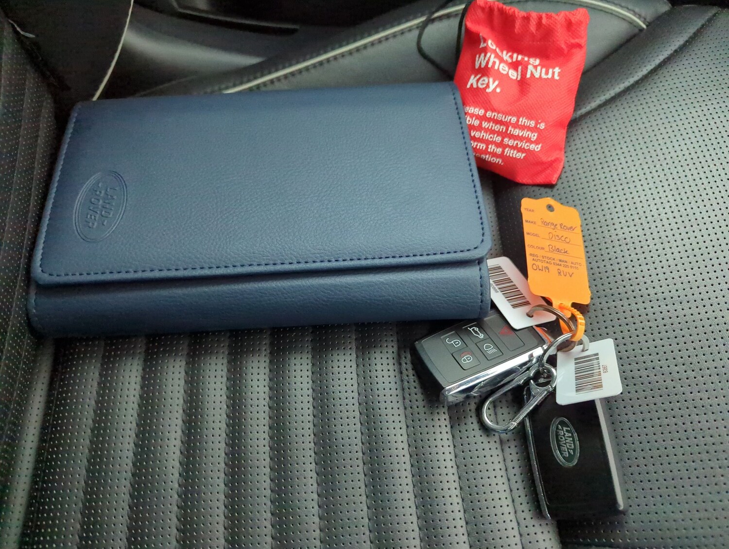 Used Land Rover Discovery 2019 for sale - 77877795: Photo 40