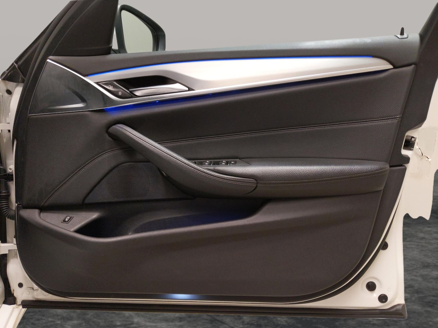 Used BMW 5 Series 2018 for sale - 76518410: Photo 34