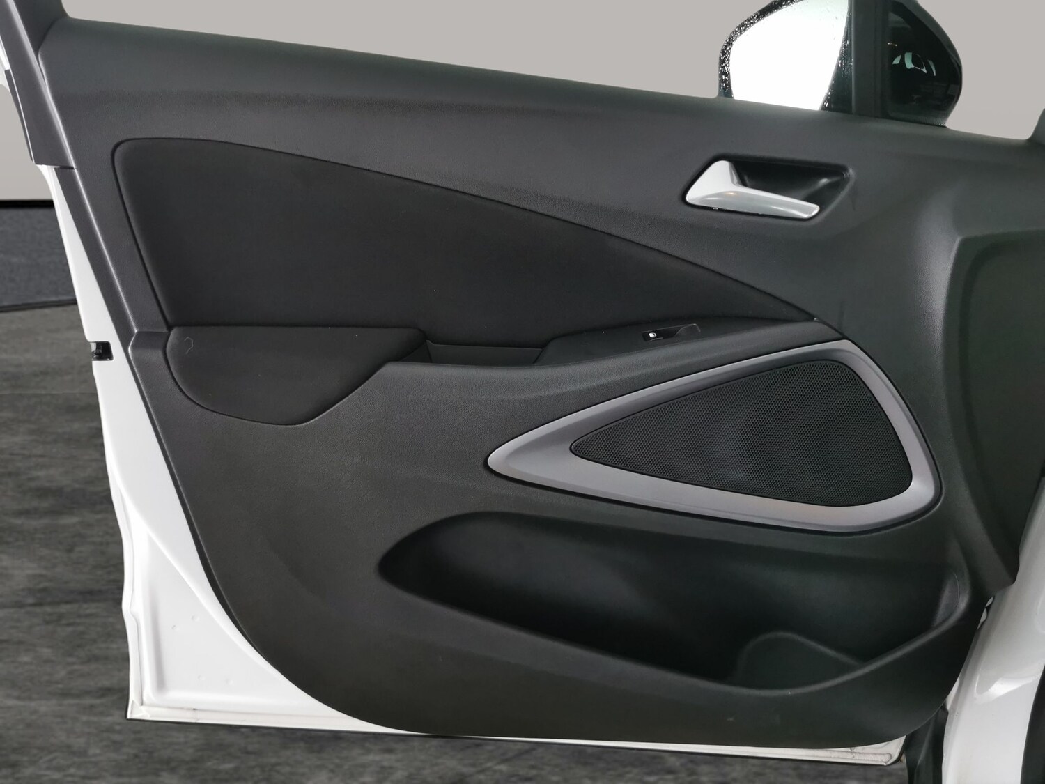 Used Vauxhall Crossland for sale - 77829743: Photo 24