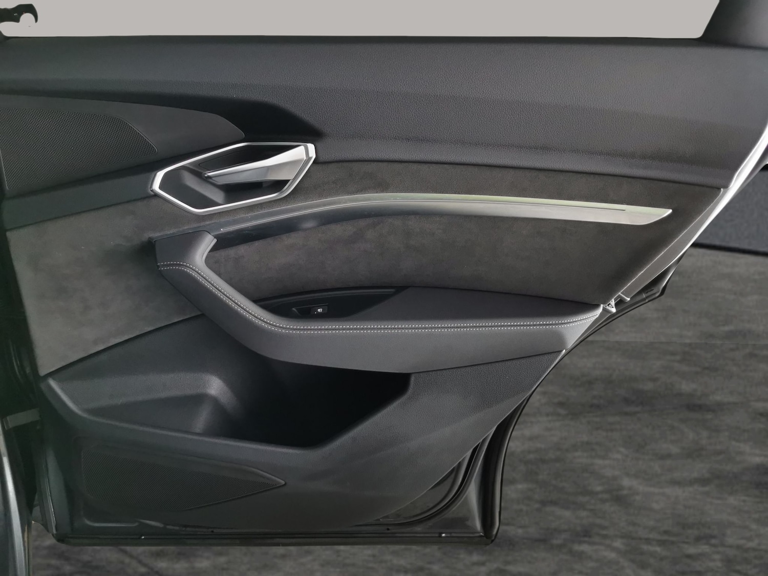 Used Audi e-tron 2020 for sale - 78079203: Photo 36