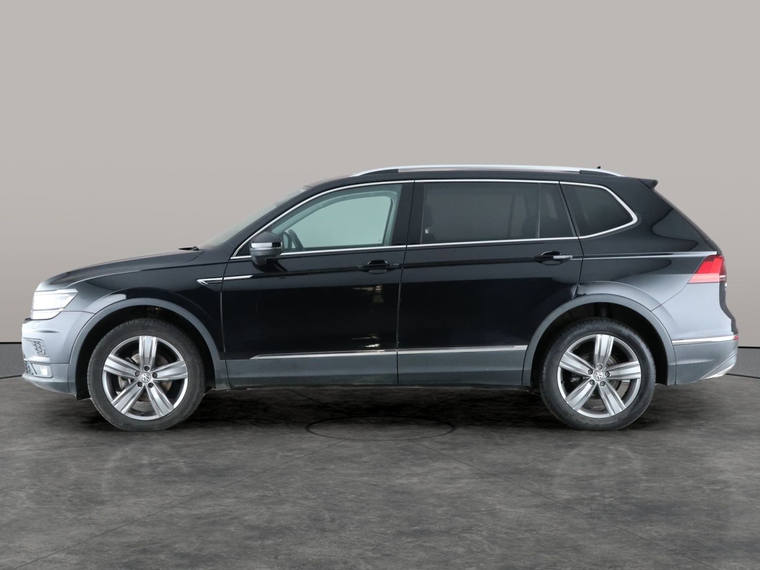 Used Volkswagen Tiguan Allspace 2020 for sale - 77193978: Photo 13