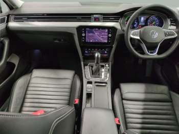 Used Volkswagen Passat 2022 for sale - 74721128: Photo