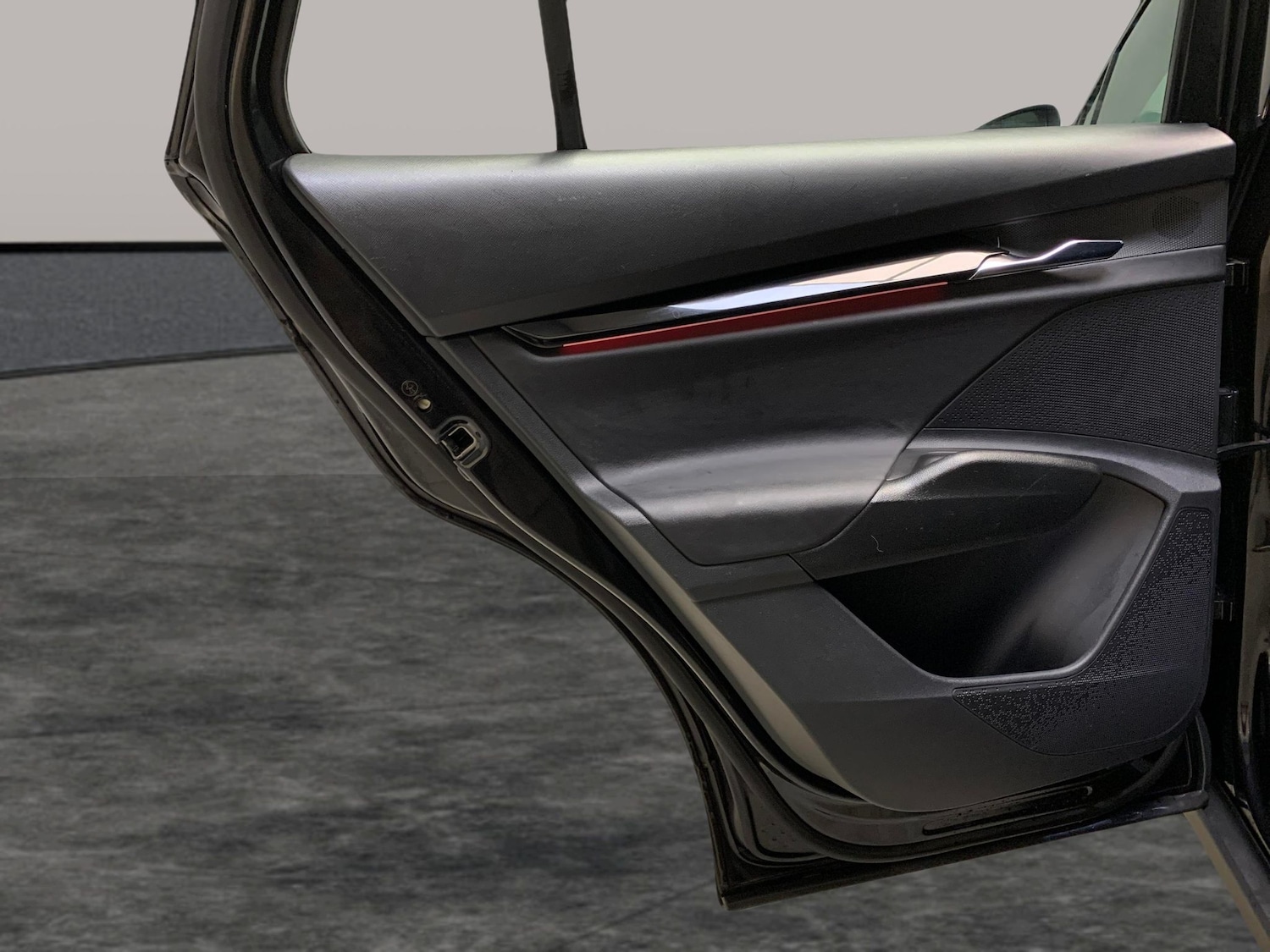 Used Skoda Enyaq 2022 for sale - 76580549: Photo 25