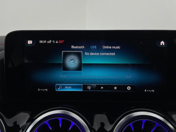 Used Mercedes-Benz EQA 2022 for sale - 76249676: Photo 23