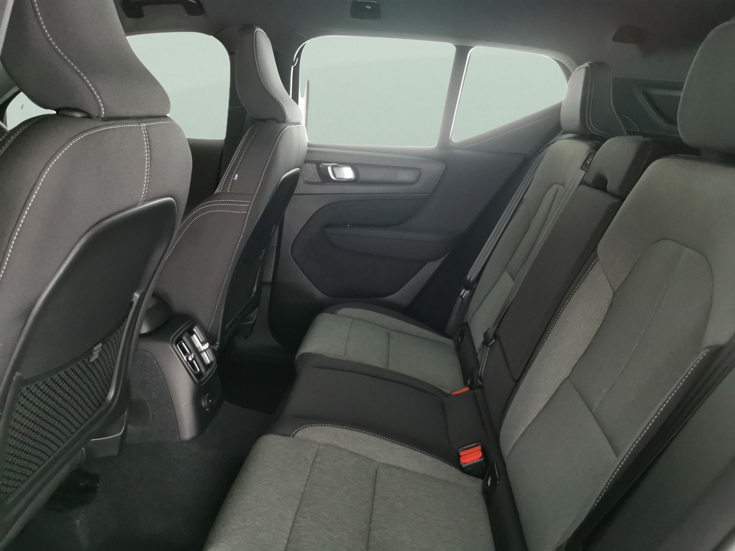 Used Volvo XC40 2022 for sale - 76851513: Photo 25