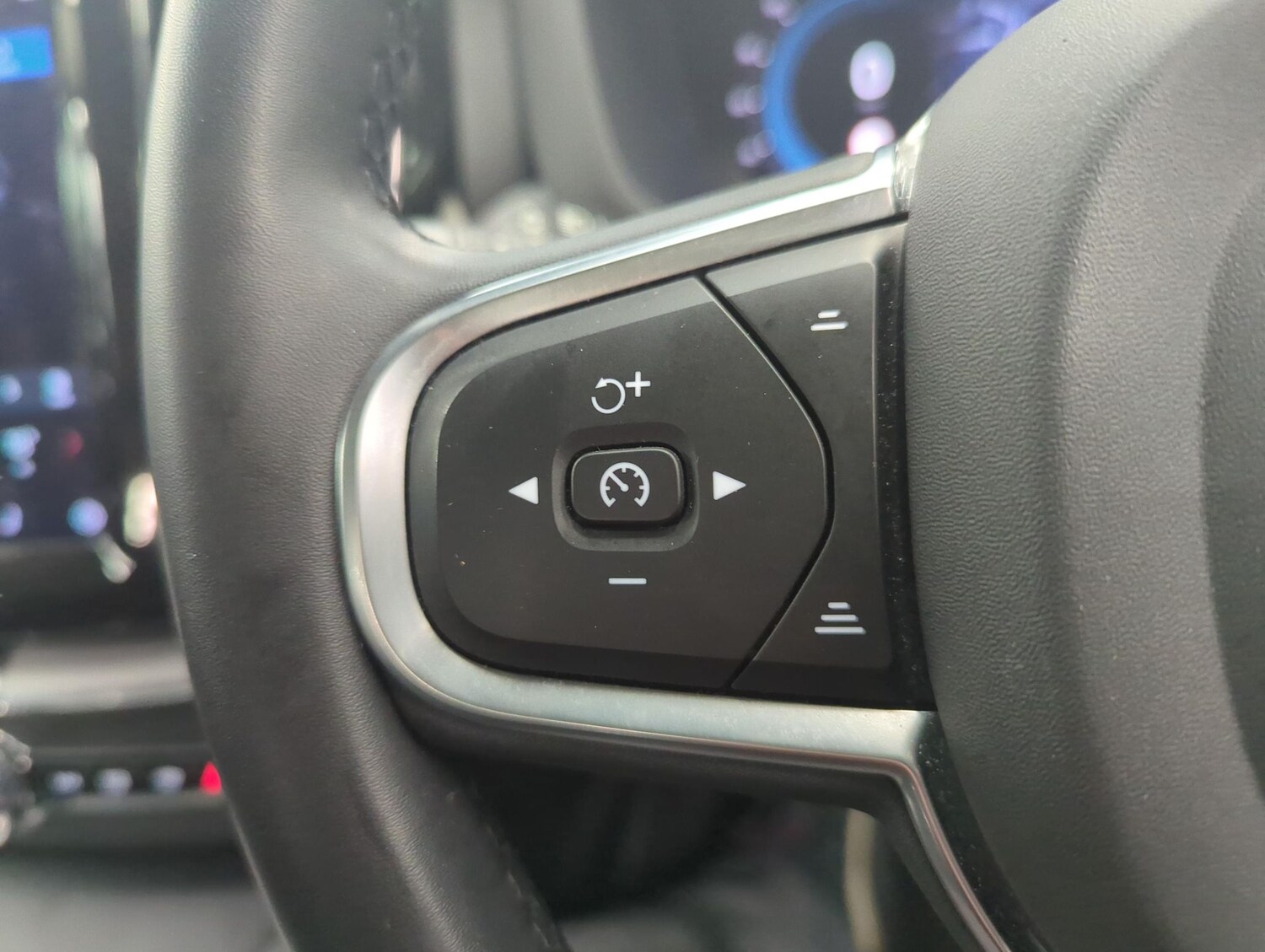 Used Volvo XC60 2022 for sale - 77634846: Photo 21