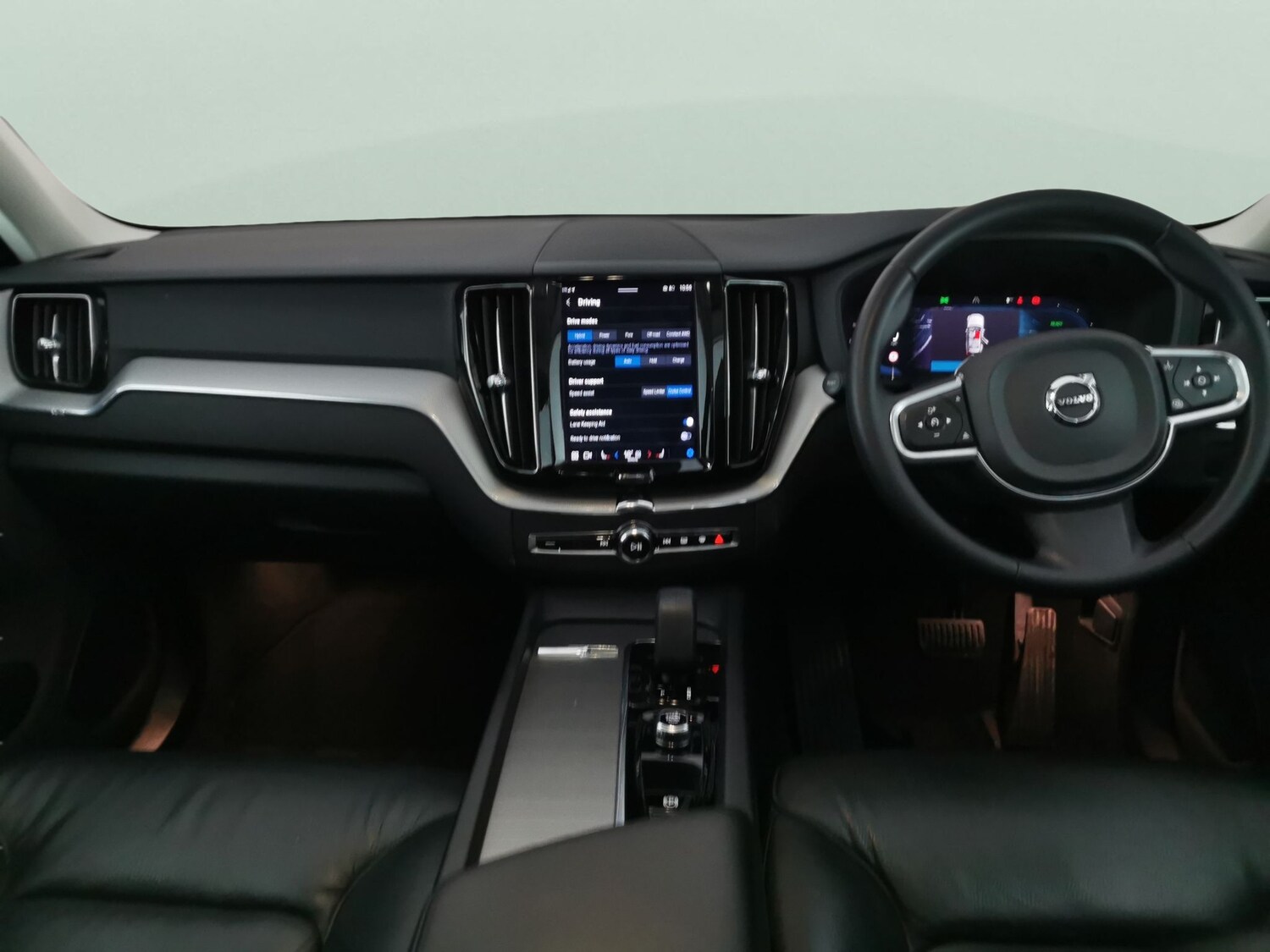 Used Volvo XC60 2022 for sale - 77634846: Photo 9