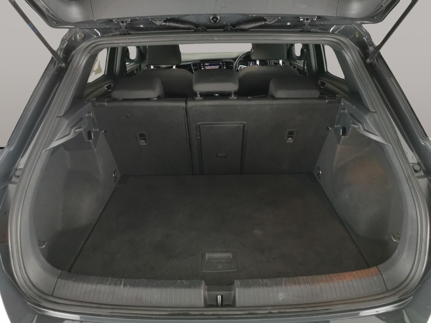 Used Volkswagen T-Roc 2021 for sale - 77517343: Photo 29