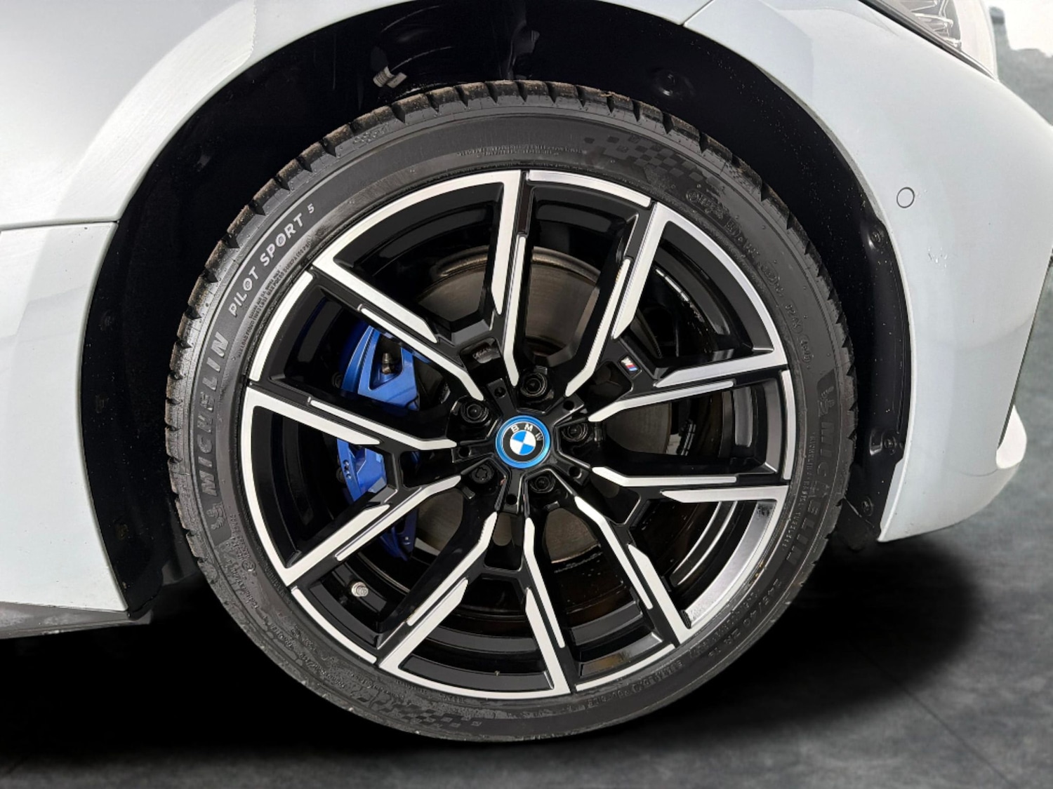 Used BMW i4 2024 for sale - 77110193: Photo 27