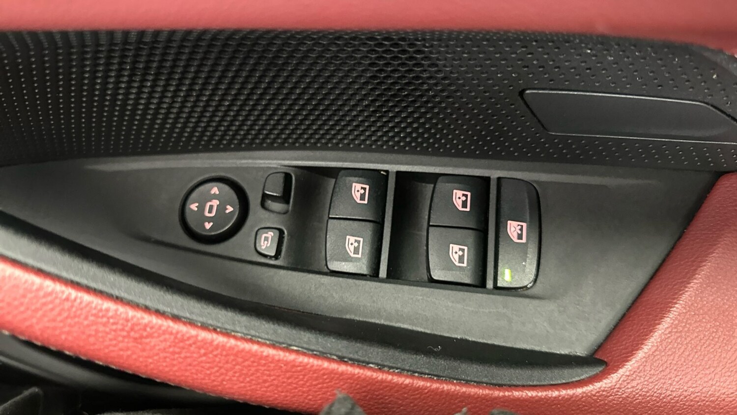 Used BMW i4 2022 for sale - 77829640: Photo 27