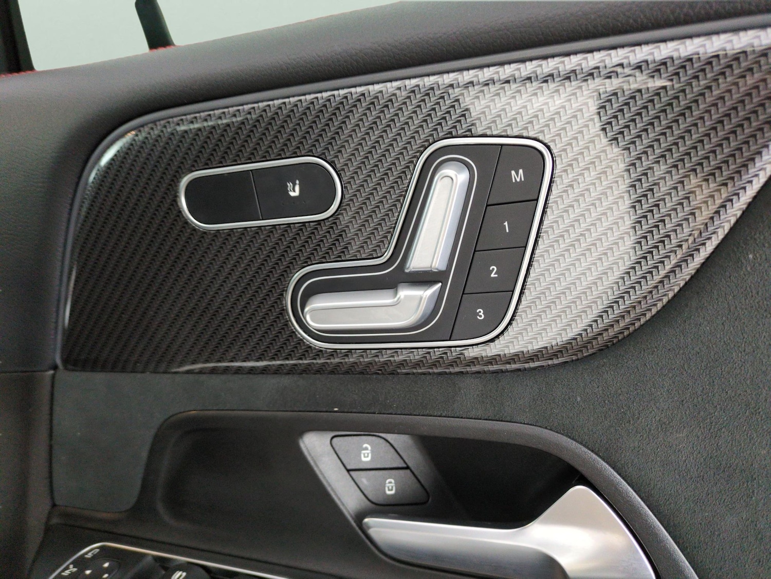 Used Mercedes-Benz GLB 2021 for sale - 77902141: Photo 26