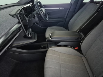 Used Renault Scenic E-Tech 2026 for sale - 79206960: Photo