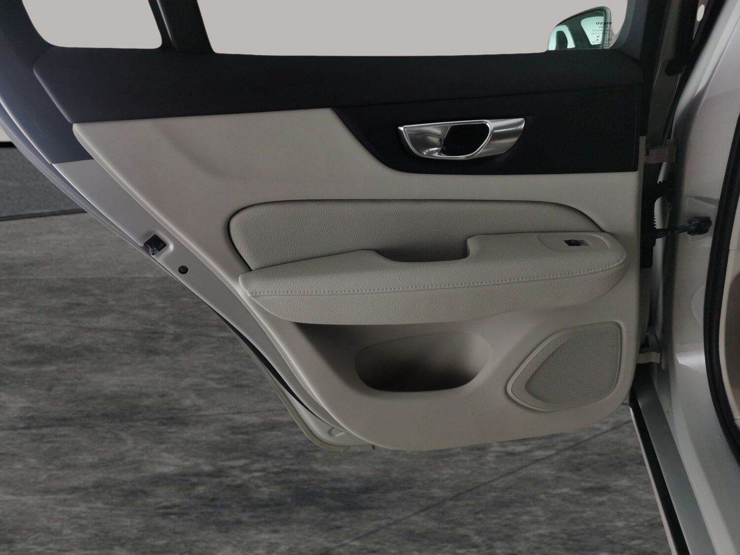 Used Volvo V60 2021 for sale - 77730703: Photo 30