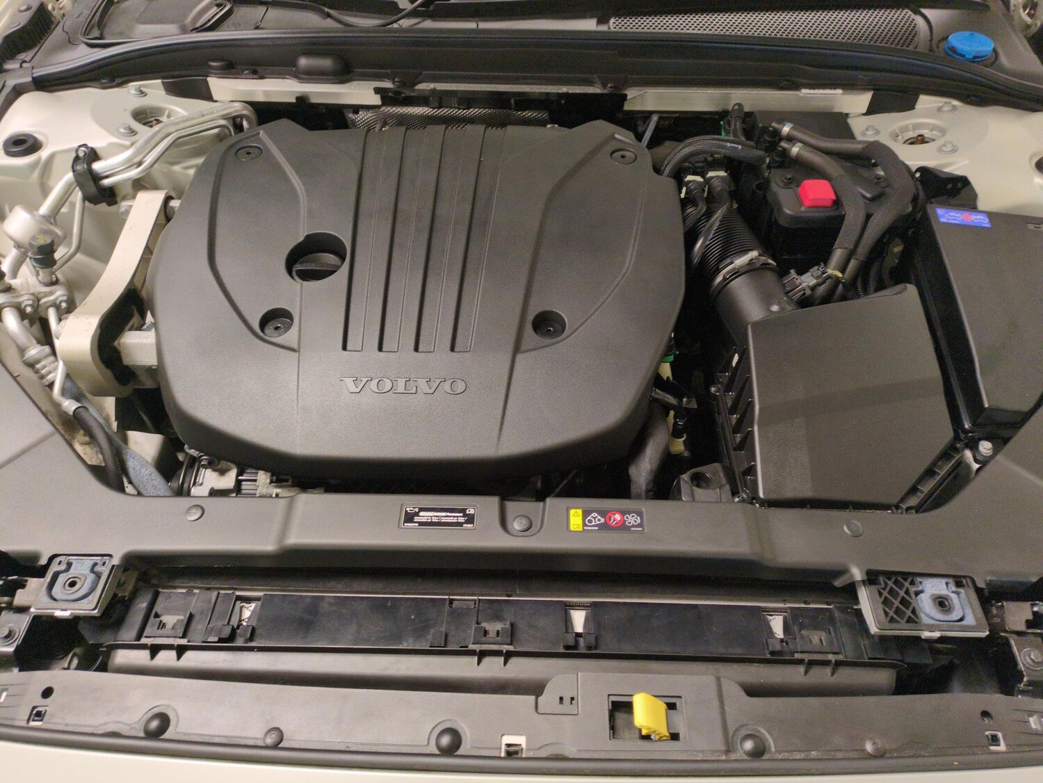 Used Volvo V60 2021 for sale - 77730703: Photo 34