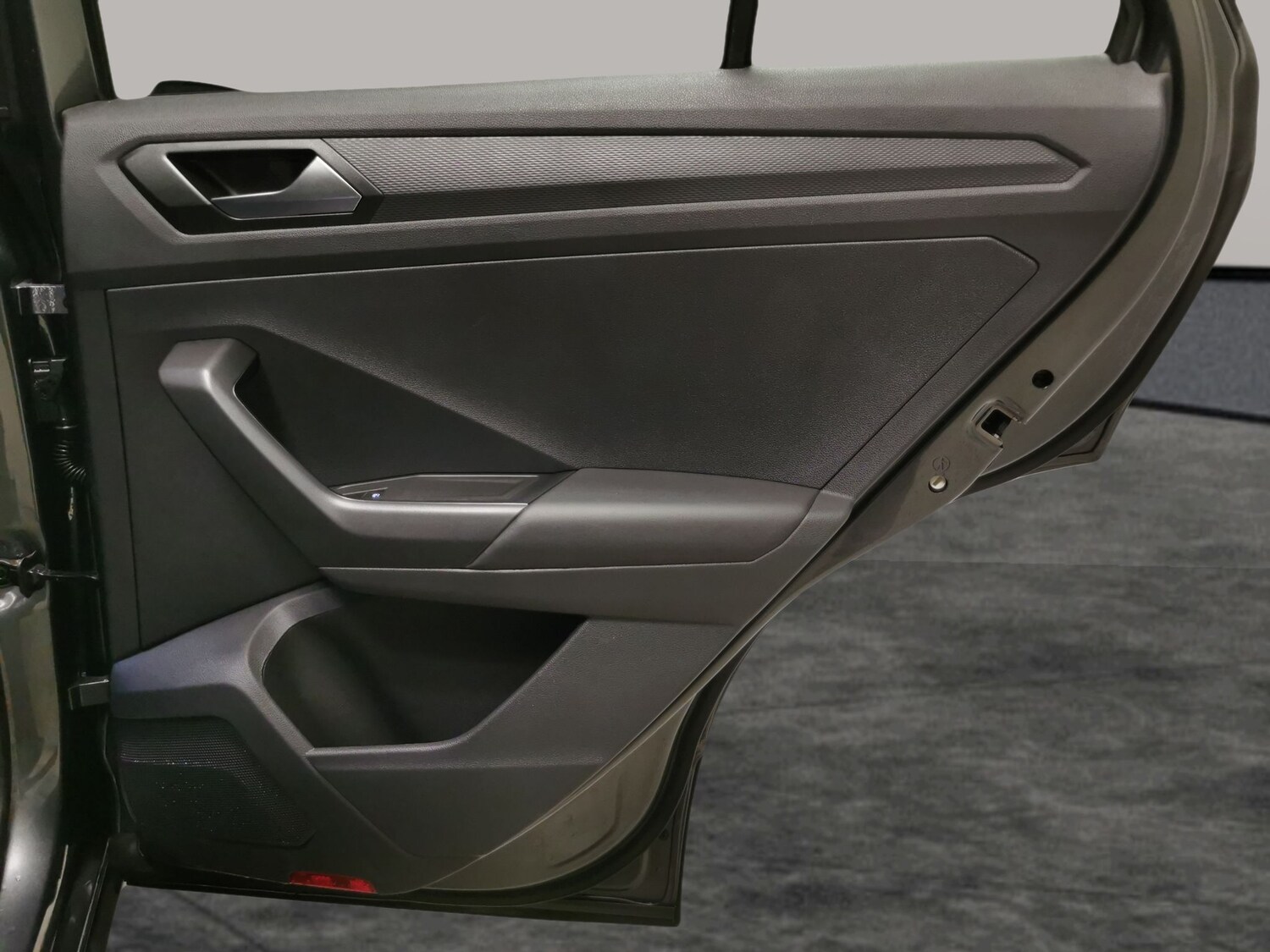 Used Volkswagen T-Roc 2023 for sale - 77600882: Photo 26