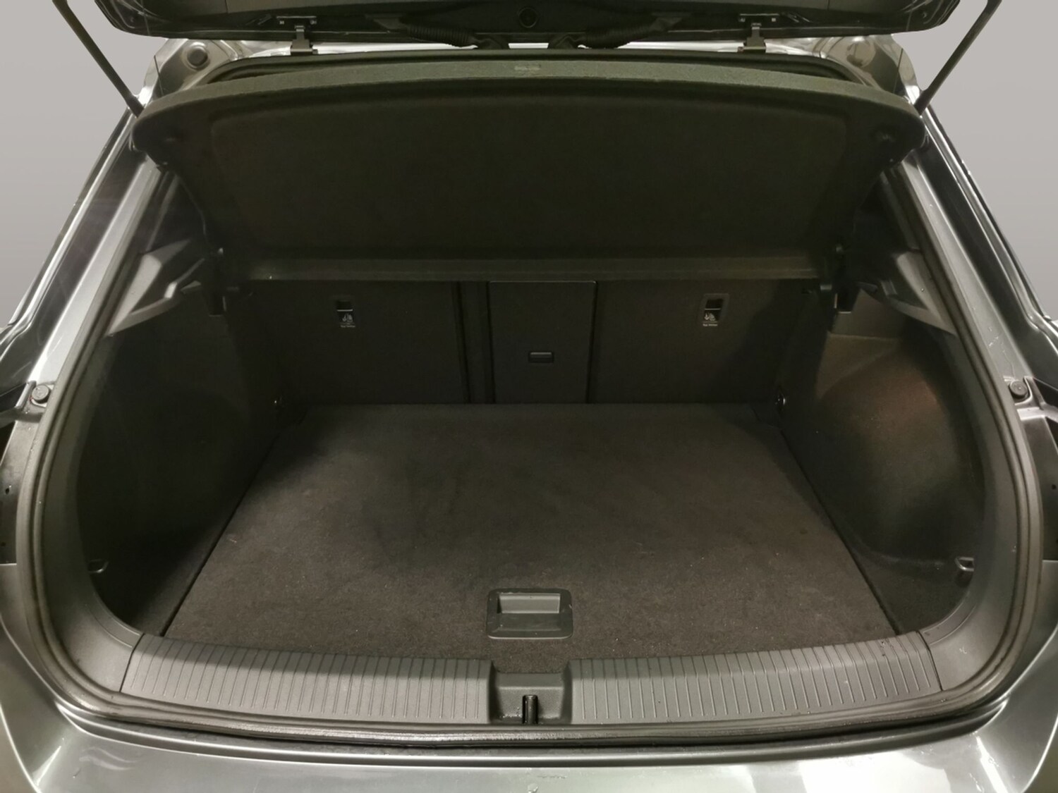 Used Volkswagen T-Roc 2023 for sale - 77600882: Photo 30