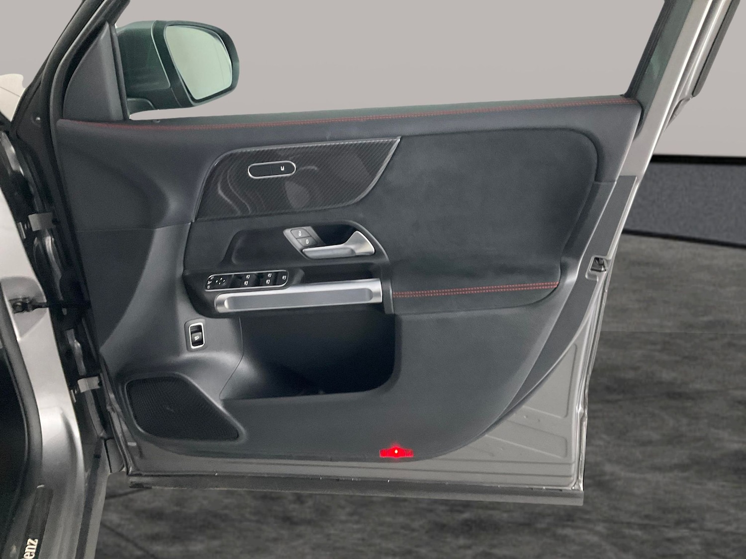 Used Mercedes-Benz GLB 2022 for sale - 76545010: Photo 33