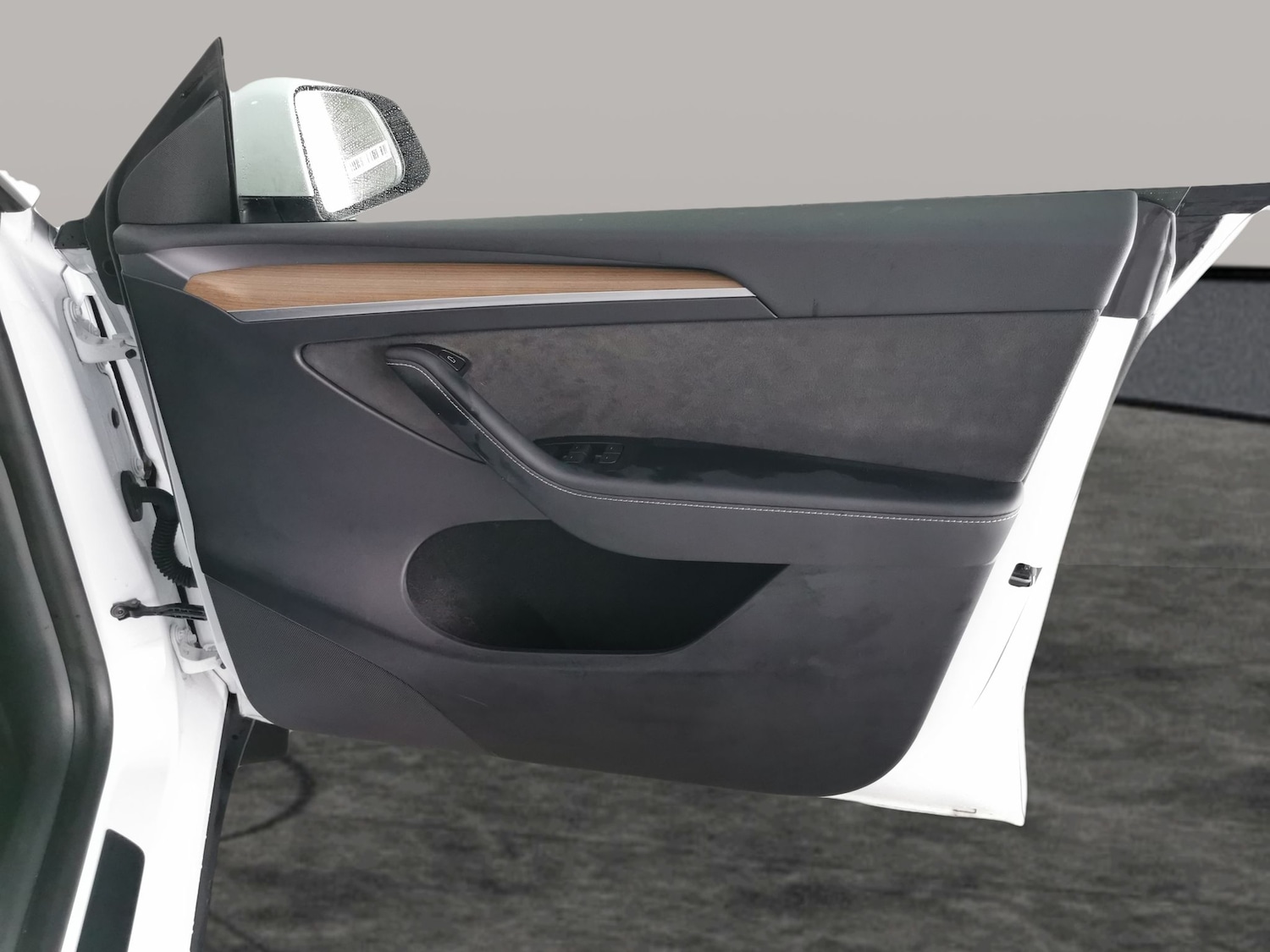 Used Tesla Model Y 2024 for sale - 77293788: Photo 33