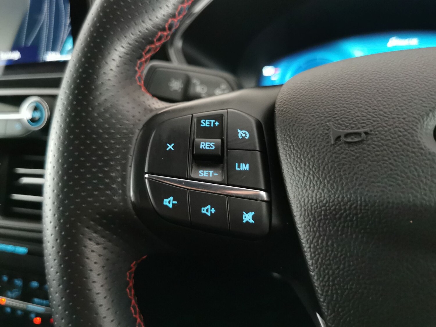 Used Ford Kuga 2021 for sale - 77981304: Photo 24