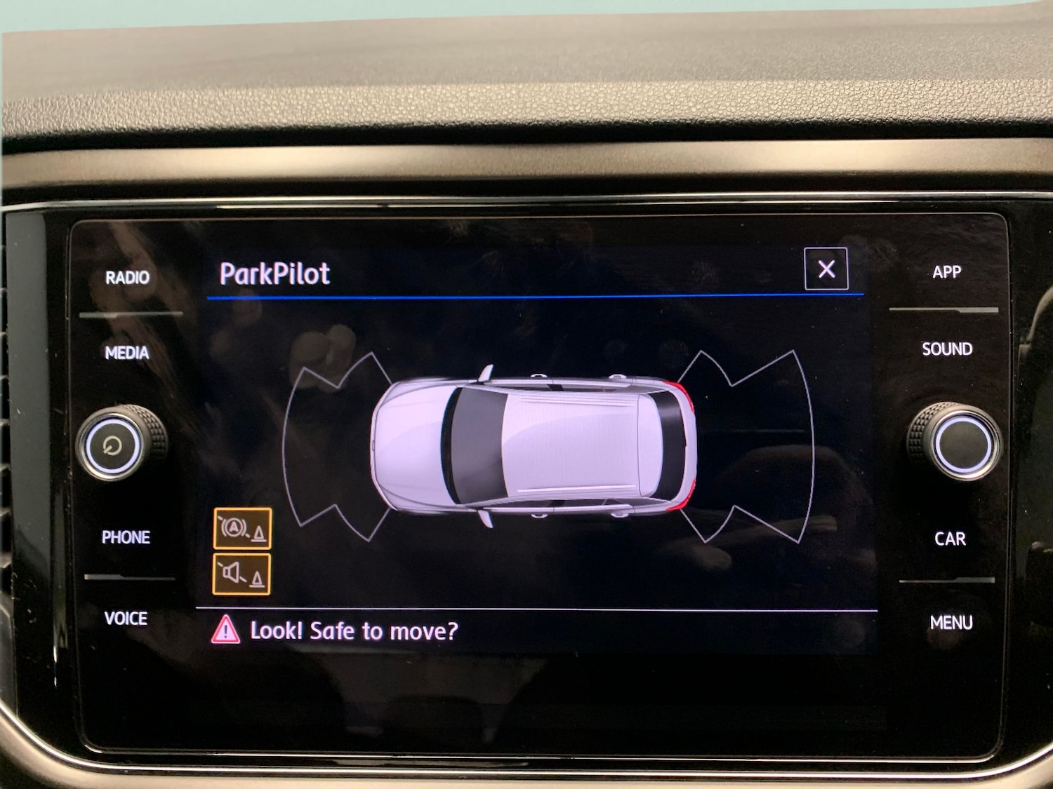 Used Volkswagen T-Roc 2019 for sale - 77698599: Photo 14