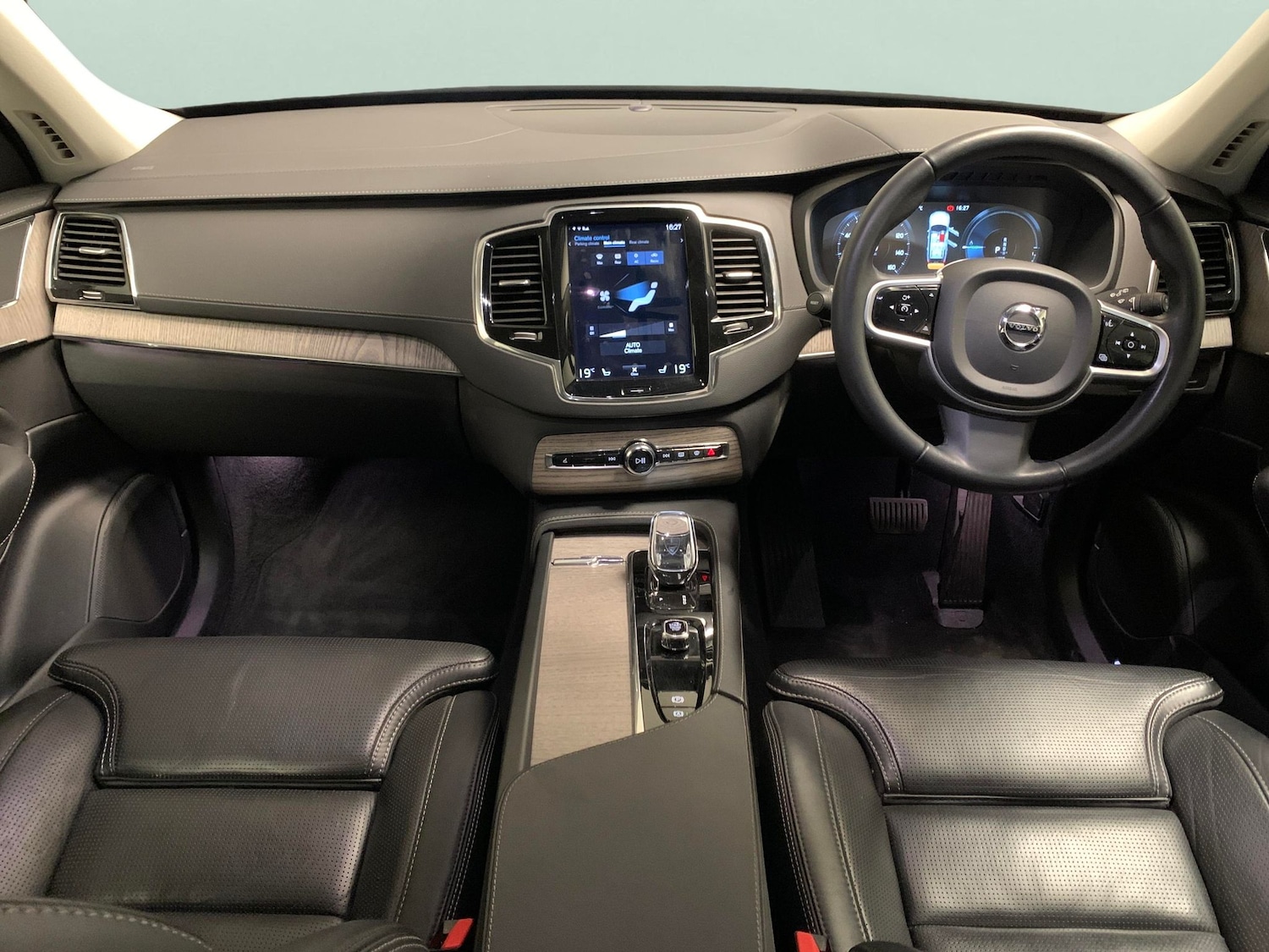 Used Volvo XC90 2021 for sale - 76113258: Photo 8