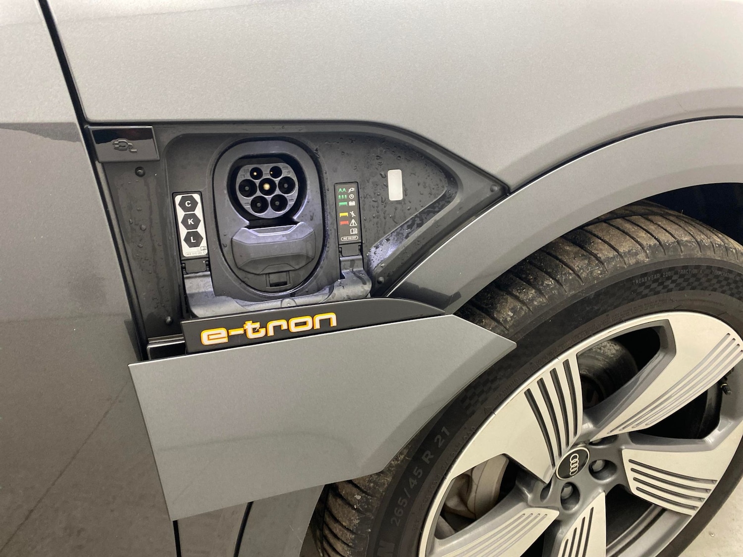 Used Audi e-tron 2022 for sale - 76984434: Photo 23