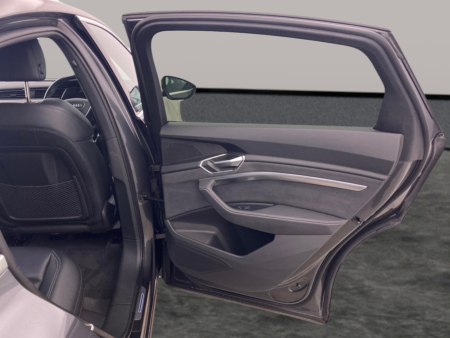 Used Audi e-tron 2022 for sale - 76984434: Photo 27