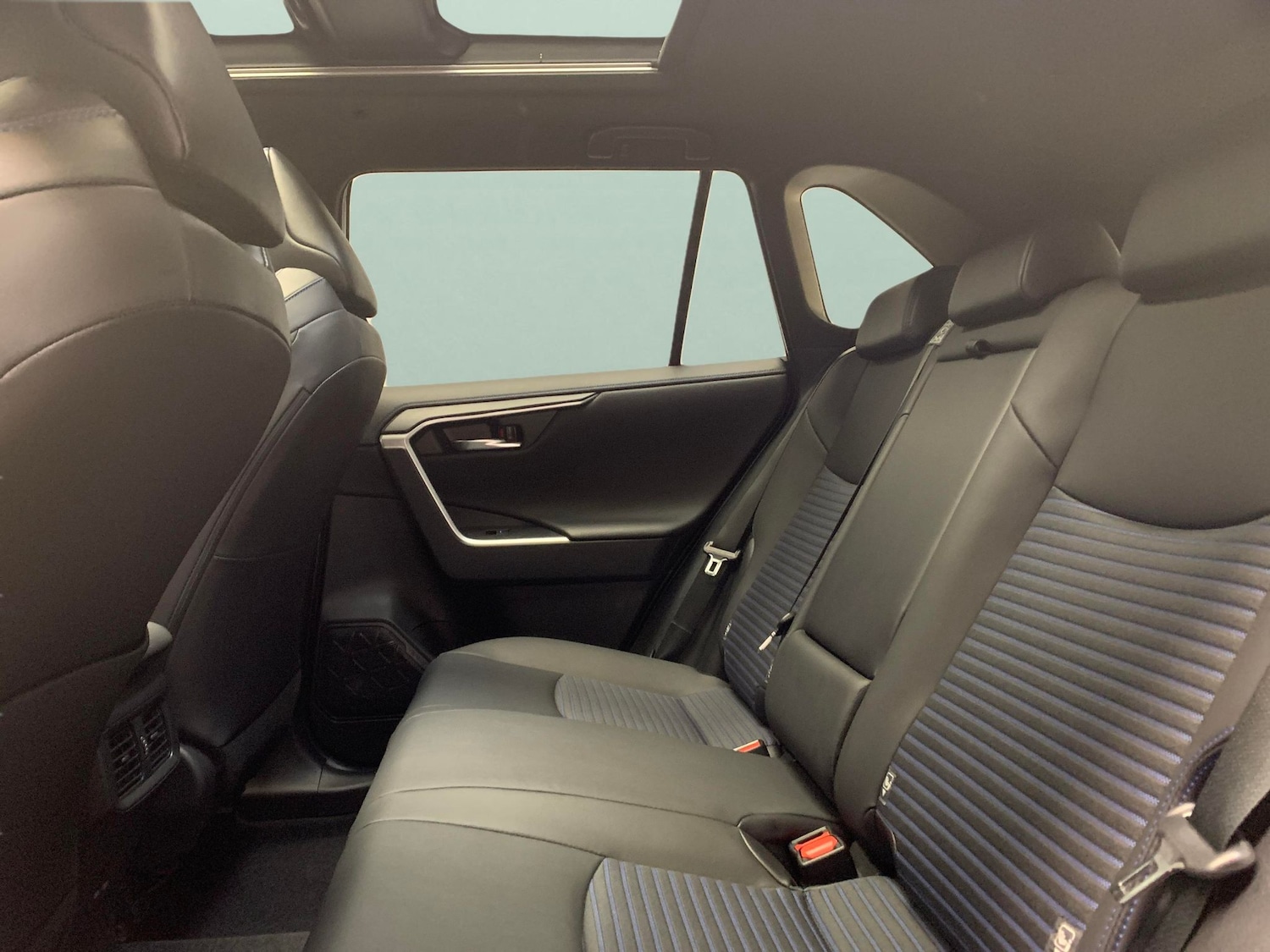 Used Toyota RAV4 2022 for sale - 77775975: Photo 21