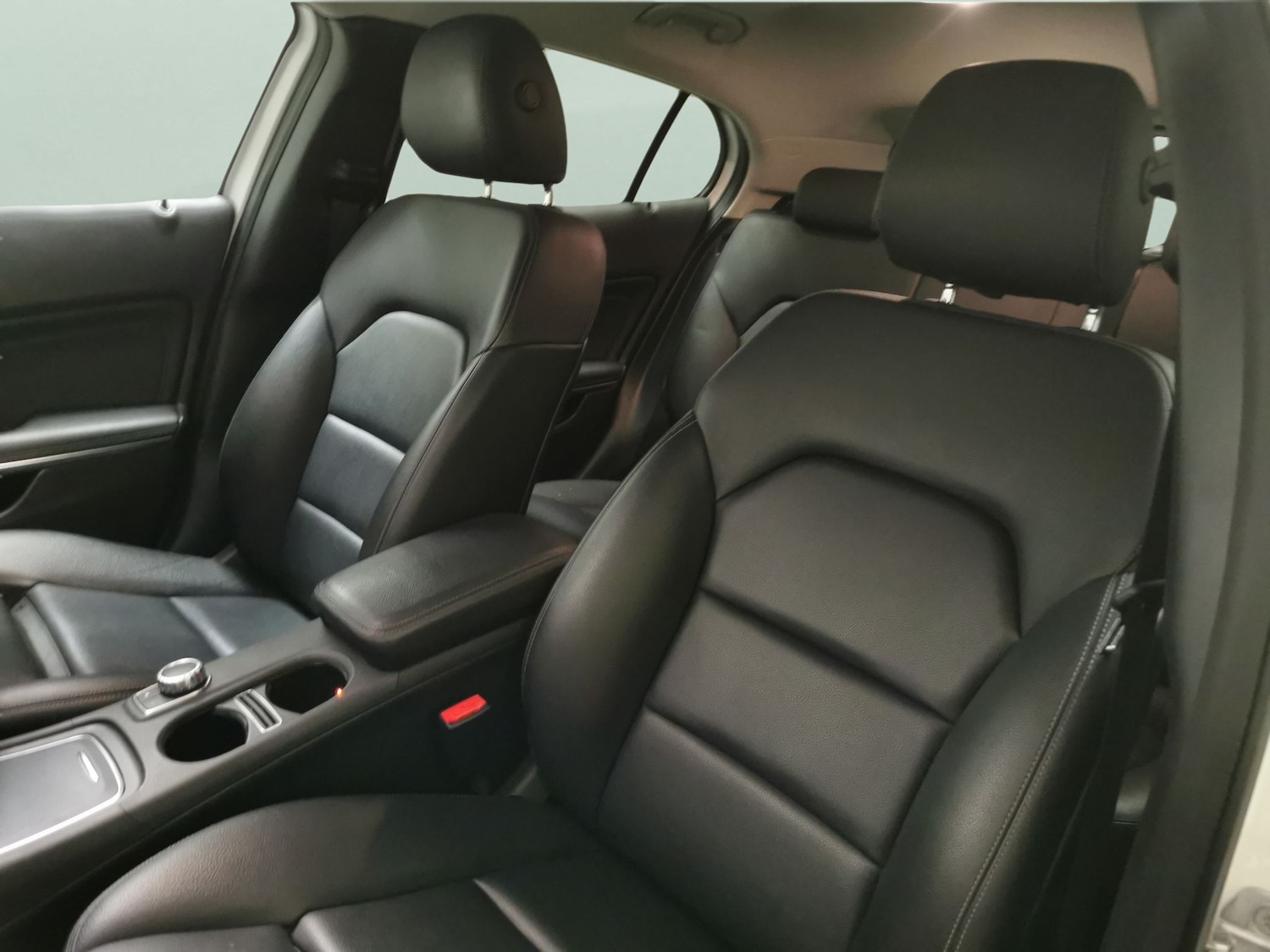 Used Mercedes-Benz GLA 2018 for sale - 76937759: Photo 6