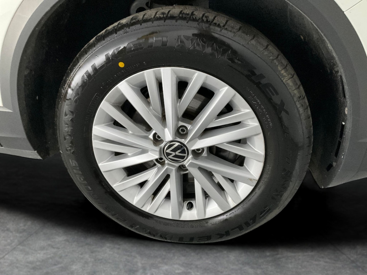 Used Volkswagen T-Roc 2023 for sale - 76590043: Photo 30